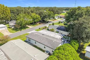 658 Rainbow Blvd, Lady Lake, FL 32159 - Photo 4