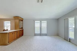 658 Rainbow Blvd, Lady Lake, FL 32159 - Photo 16