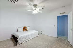 658 Rainbow Blvd, Lady Lake, FL 32159 - Photo 28