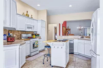 1857 Poppy Circle, The Villages, FL 32162 - Photo 8