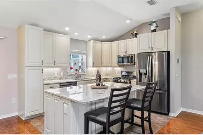 17287 SE 85th Willowick Circle, The Villages, FL 32162 - Photo 4