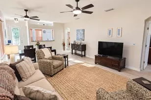 4925 Portsmouth St, Tavares, FL 32778 - Photo 4