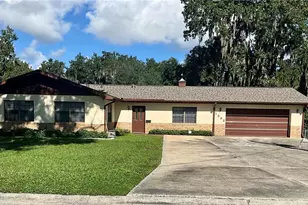 1332 Lee Ct, Leesburg, FL 34748 - Photo 1