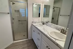 3915 Wine Palm Way, The Villages, FL 32163 - Photo 18