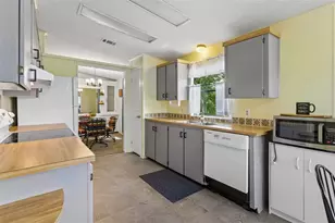 25040 Betton Hill, Leesburg, FL 34748 - Photo 6