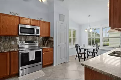 2155 Baldwin Run, The Villages, FL 32162 - Photo 10