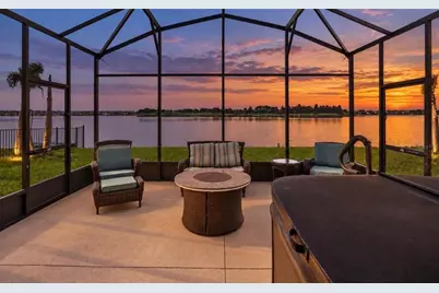 429 Blue Cypress Dr, Groveland, FL 34736 - Photo 2