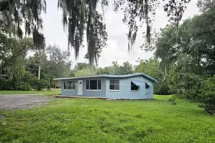 234 E Lady Lake Blvd, Lady Lake, FL 32159 - Photo 2