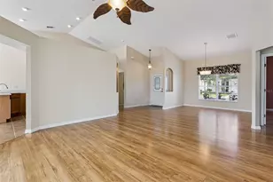 24242 E Belle Mede Dr, Leesburg, FL 34748 - Photo 14