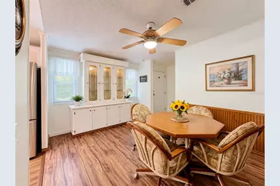 1559 Nassau Circle, Tavares, FL 32778 - Photo 10