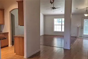 10037 Crenshaw Cir, Clermont, FL 34711 - Photo 4