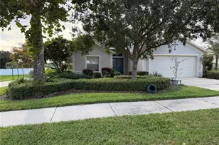 1111 Arbor Hill Cir, Minneola, FL 34715 - Photo 2