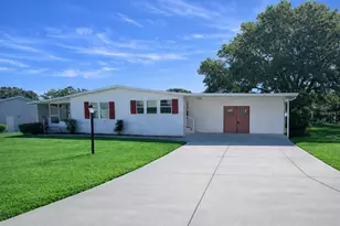 25308 Casa Del Lago Ln, Leesburg, FL 34748 - Photo 1