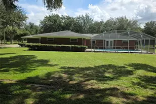 25601 Laylaine Dr, Astatula, FL 34705 - Photo 4
