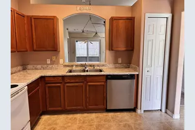 3613 Meadow Green Drive, Tavares, FL 32778 - Photo 2