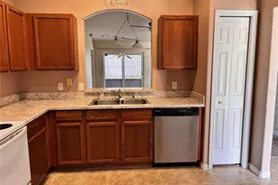 3613 Meadow Green Dr, Tavares, FL 32778 - Photo 2