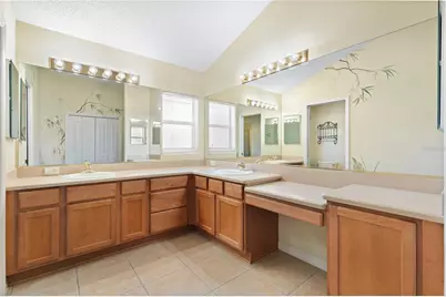 8018 SE 167th Hilltop Loop, The Villages, FL 32162 - Photo 24