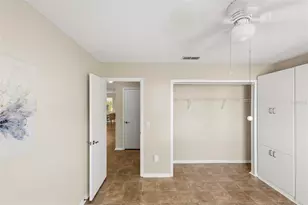 481 Hildalgo Dr, The Villages, FL 32159 - Photo 18
