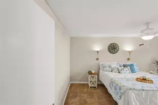 481 Hildalgo Dr, The Villages, FL 32159 - Photo 12