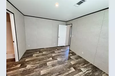1101 NW 12th Lane, Cape Coral, FL 33993 - Photo 6