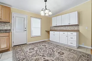 25524 Belle Helene, Leesburg, FL 34748 - Photo 2