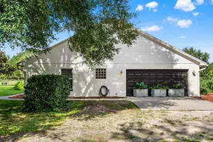 2827 Hammock Grove Rd, Groveland, FL 34736 - Photo 60
