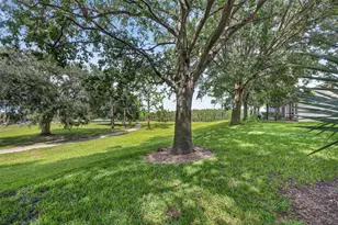 3850 Beacon Ridge Way, Clermont, FL 34711 - Photo 32