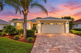 4994 Golden Eagle Dr, Oxford, FL 34484 - Photo 1