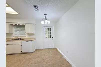 5622 Rosewall Circle, Leesburg, FL 34748 - Photo 16