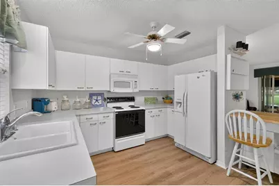1436 W Schwartz Boulevard, Lady Lake, FL 32159 - Photo 6