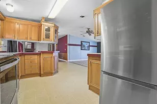 15875 NE 148th Terrace Rd, Fort Mc Coy, FL 32134 - Photo 10