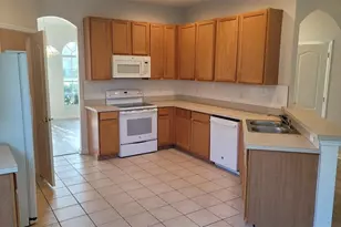 15317 Markham Dr, Clermont, FL 34714 - Photo 8