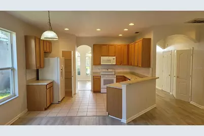 15317 Markham Drive, Clermont, FL 34714 - Photo 2