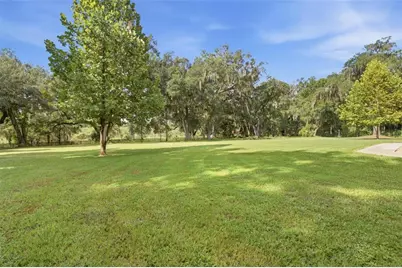 10594 NE 104th Circle, Oxford, FL 34484 - Photo 2