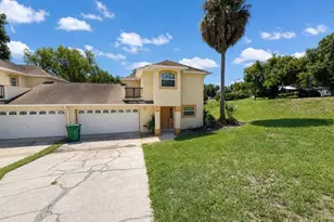 912 E Citrus Ave, Eustis, FL 32726 - Photo 1
