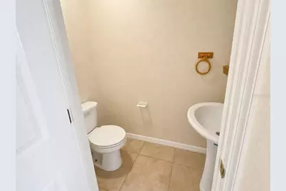 912 E Citrus Avenue, Eustis, FL 32726 - Photo 10