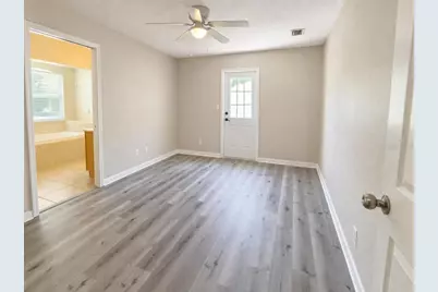 912 E Citrus Avenue, Eustis, FL 32726 - Photo 6