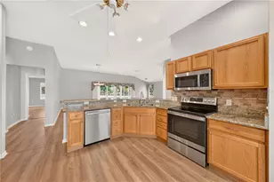 2224 Margarita Dr, The Villages, FL 32159 - Photo 12