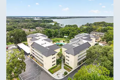 101 N Grandview Street #111, Mount Dora, FL 32757 - Photo 2
