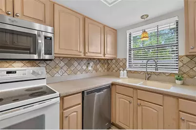 101 N Grandview Street #111, Mount Dora, FL 32757 - Photo 20