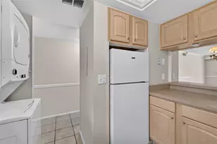 101 N Grandview St, Mount Dora, FL 32757 - Photo 18