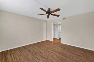 101 N Grandview St, Mount Dora, FL 32757 - Photo 22