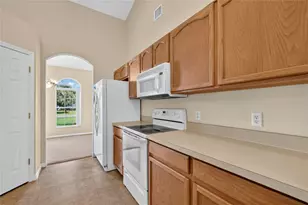 36731 Tropical Wind Ln, Grand Island, FL 32735 - Photo 16