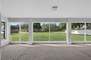36731 Tropical Wind Ln, Grand Island, FL 32735 - Photo 34