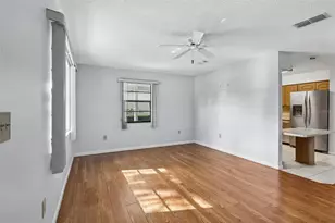 21 Aberdeen Cir, Leesburg, FL 34788 - Photo 10