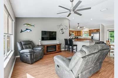 17632 SE 92nd Grantham Terrace, The Villages, FL 32162 - Photo 4