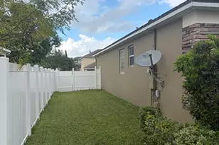 4576 Barbados Loop, Clermont, FL 34711 - Photo 4