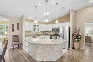 928 Eastmont Ct, The Villages, FL 32162 - Photo 12
