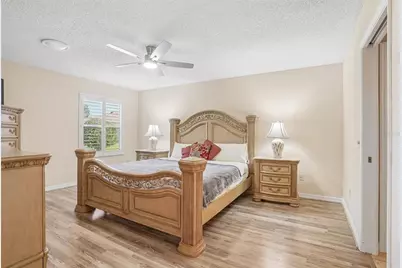 928 Eastmont Court, The Villages, FL 32162 - Photo 18