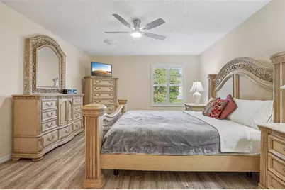 928 Eastmont Court, The Villages, FL 32162 - Photo 20